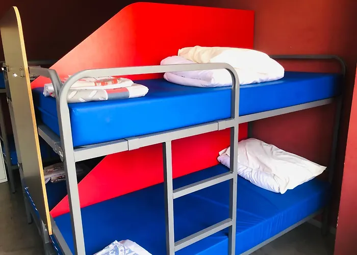All Iron Hostel Bilbao